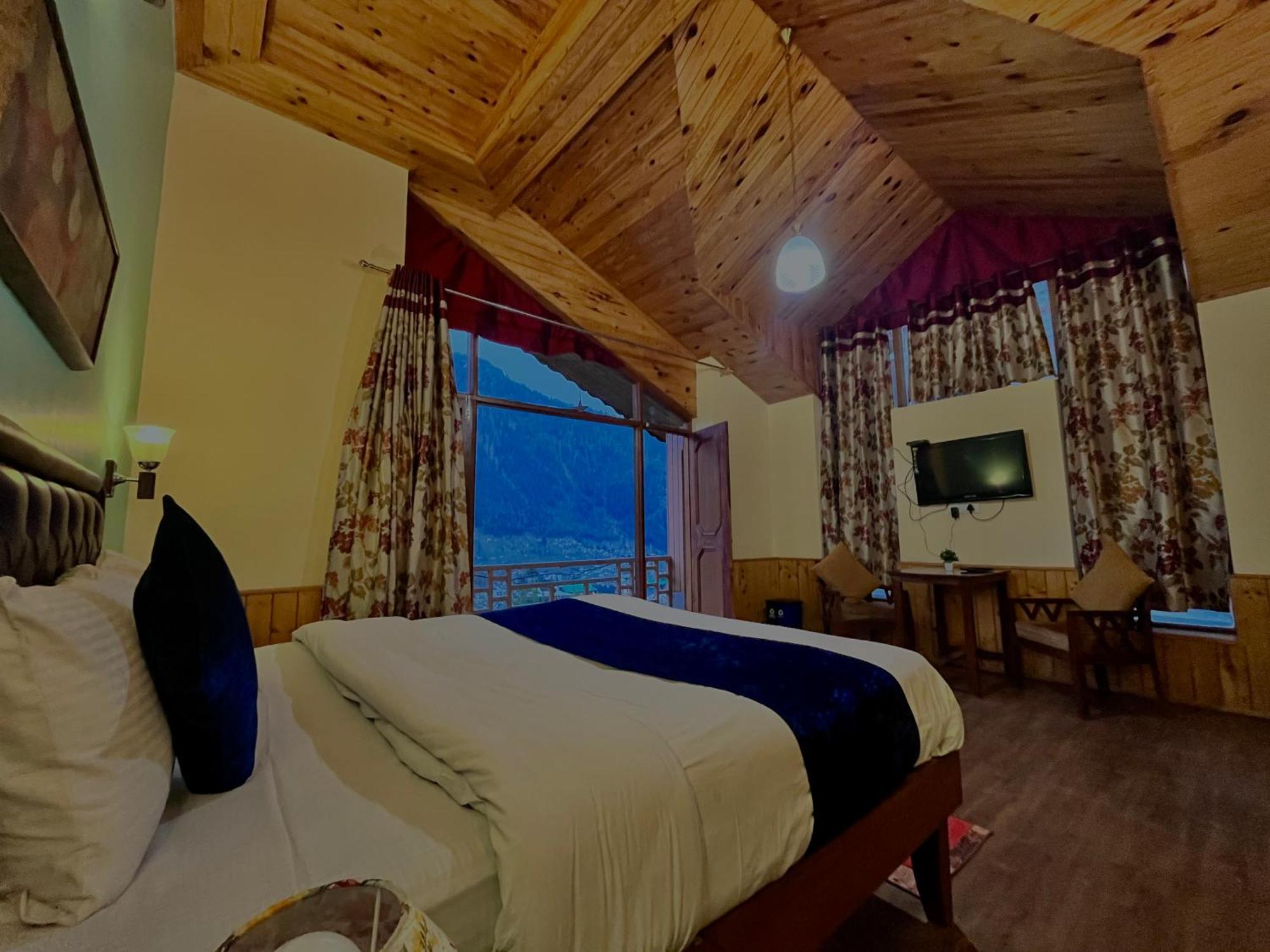 The Manu Emerald # Farmhouse # Top Selling Cottage In Manali # Peaceful Heritage Cozy Stay # Lawn With Bonfire # Most Awarded ภายนอก รูปภาพ