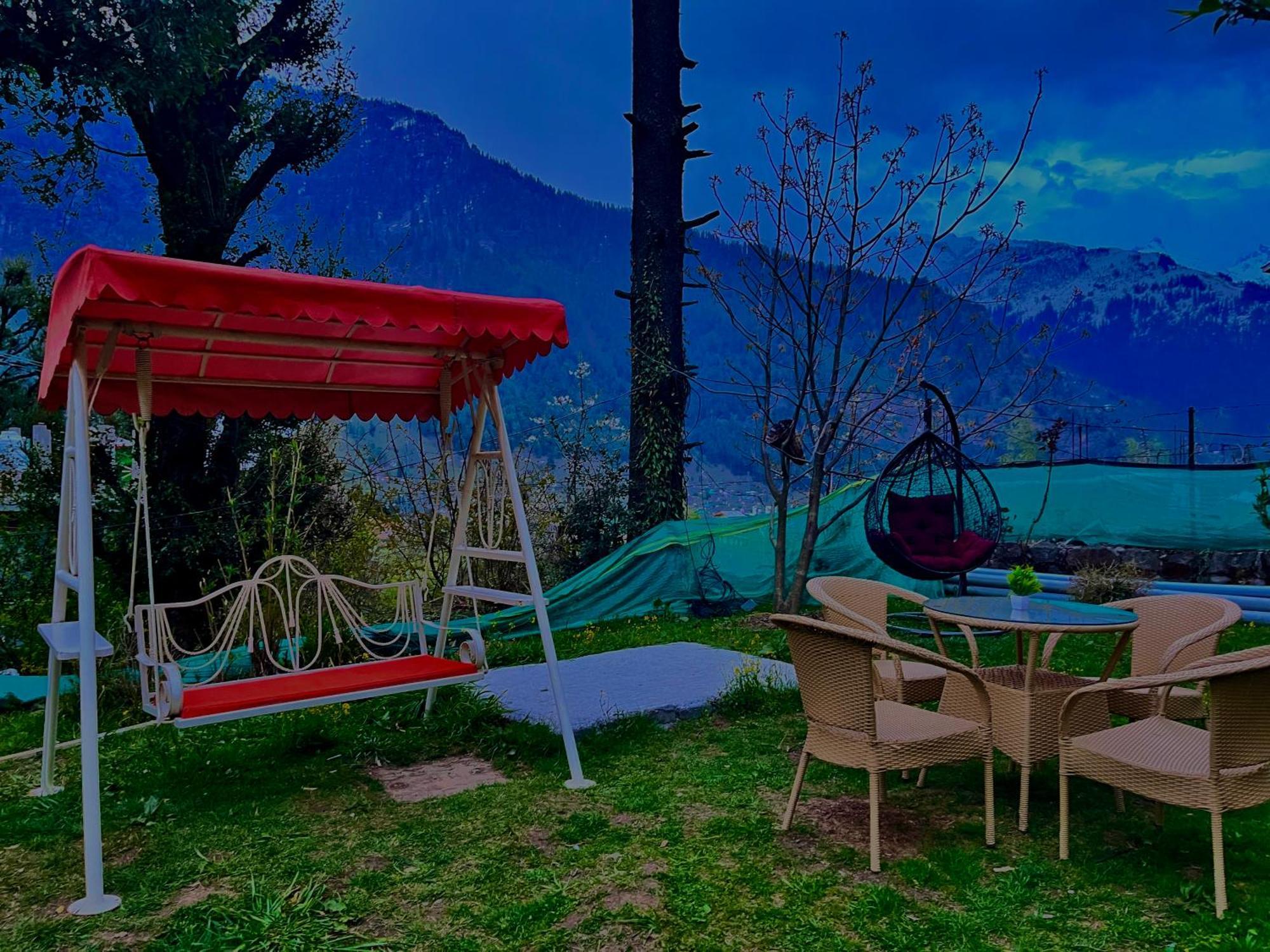 The Manu Emerald # Farmhouse # Top Selling Cottage In Manali # Peaceful Heritage Cozy Stay # Lawn With Bonfire # Most Awarded ภายนอก รูปภาพ
